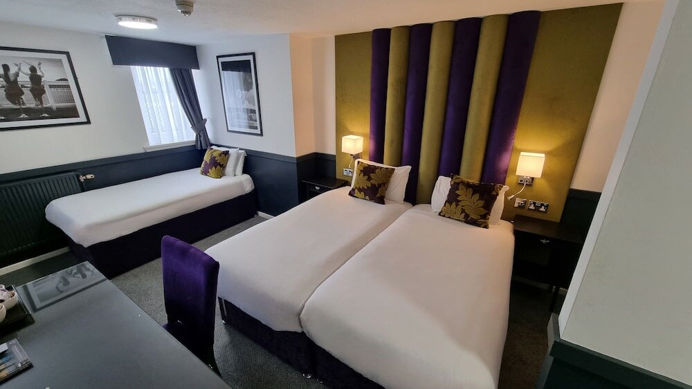 Фото Sir Thomas Hotel