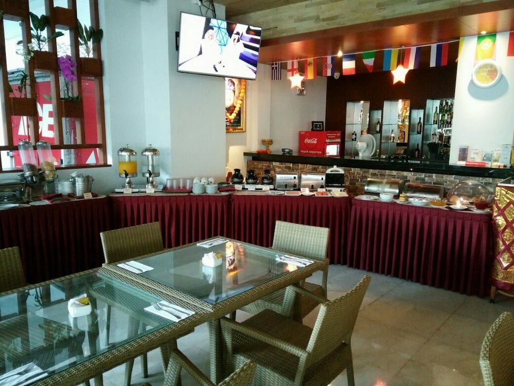 Фото Grand La Walon Hotel