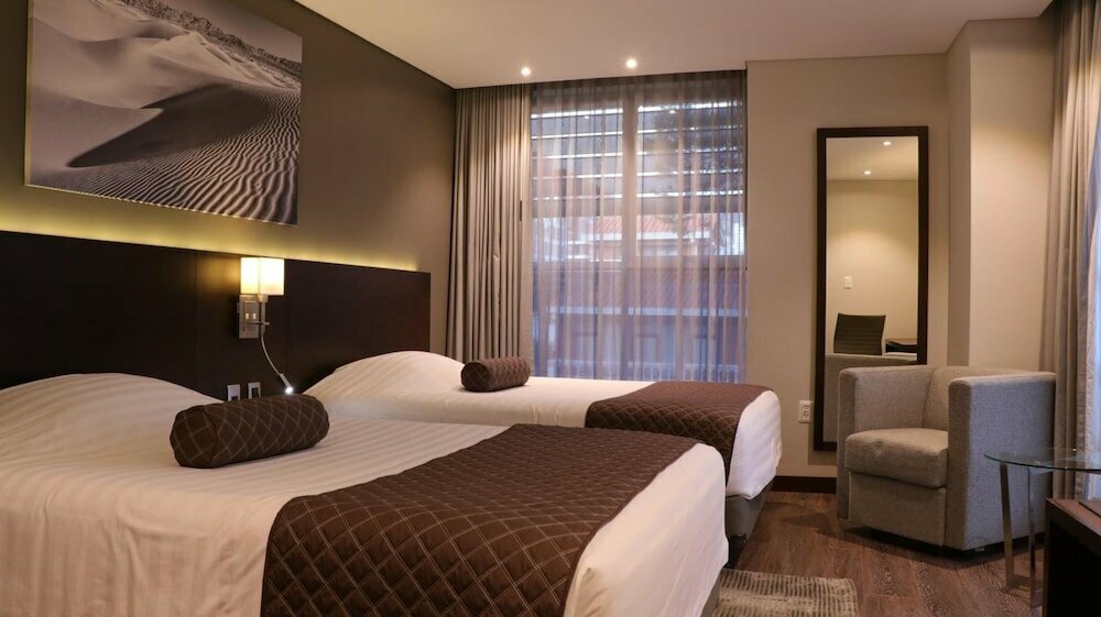 Hotel Hotel Rennova, La Paz, photo