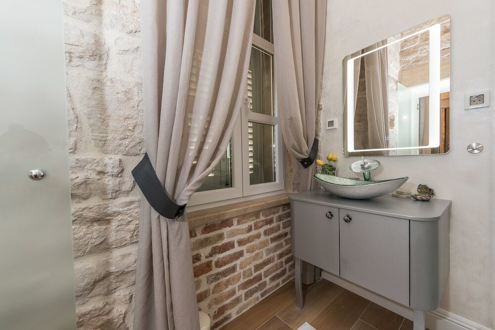 Фото Апартаменты Zara Palace - design rooms