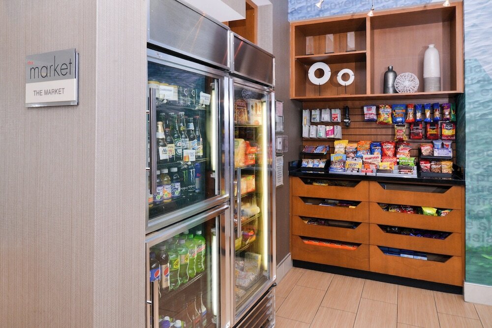 Фото SpringHill Suites by Marriott Corona Riverside