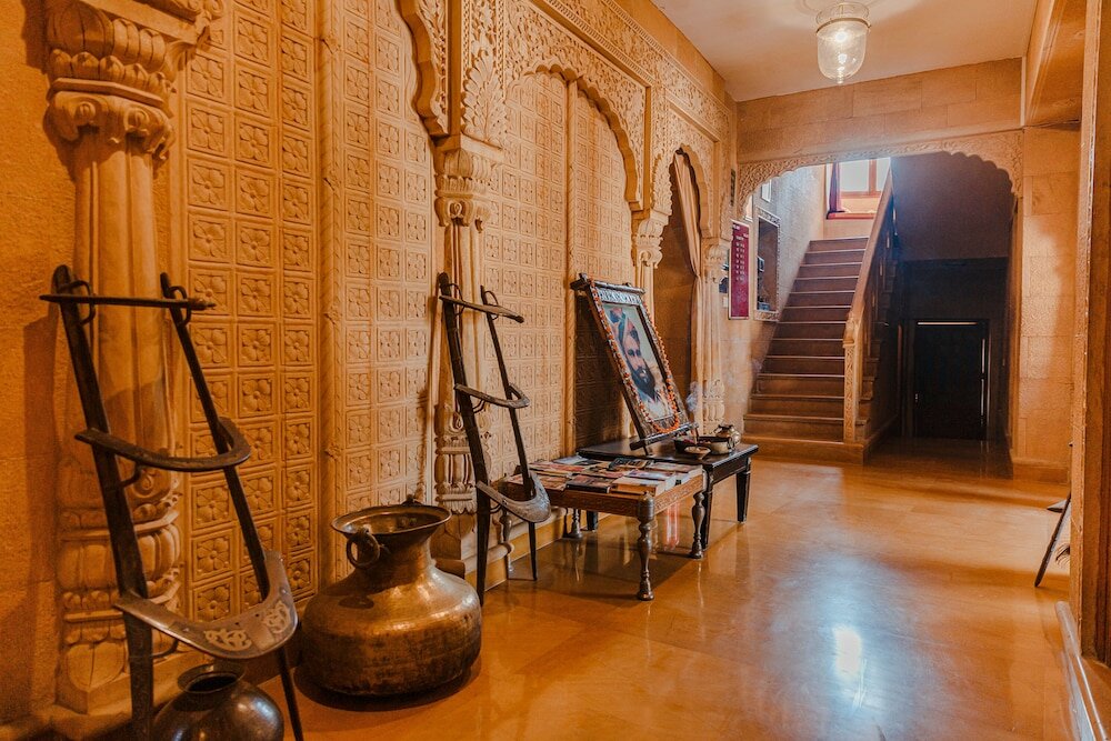 Фото Hotel Lal Garh Fort And Palace