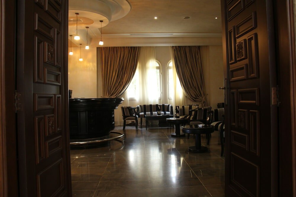 Фото Hotel Borj Dhiafa