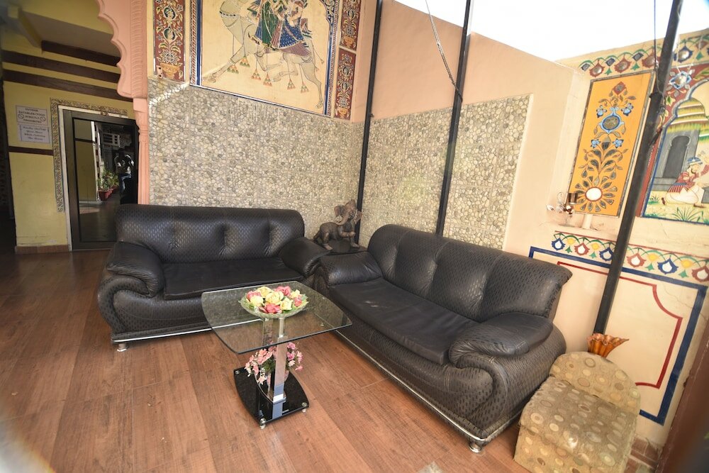 Фото Hotel Vaishnavi