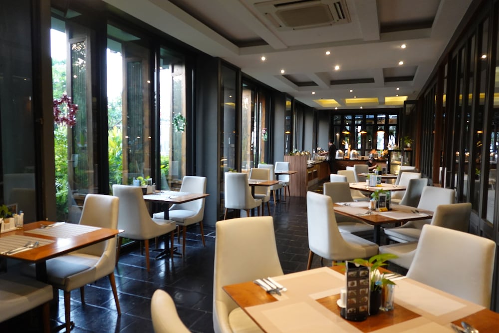 Фото Marine Beach Hotel Pattaya