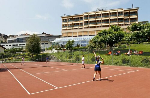 Внешний вид отеля Hotel Eden Spiez в Шпце, фото 4