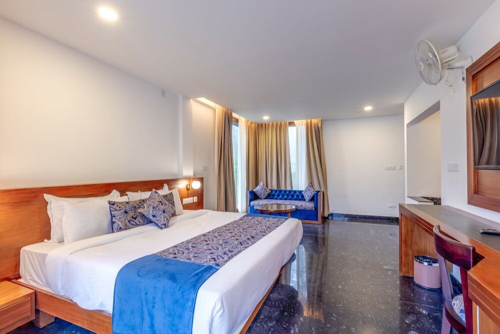 Фото отеля 2