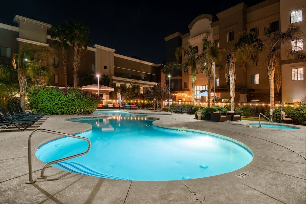 Фото Staybridge Suites Phoenix - Glendale Sports Dist, an Ihg Hotel