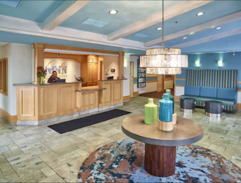 Фото LivINN Hotel Minneapolis North Fridley