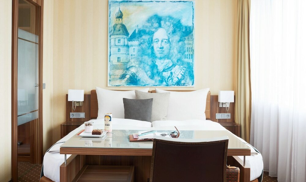 Фото Living Hotel Düsseldorf