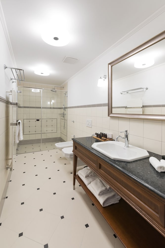 Фото Palace Art Hotel Pezinok