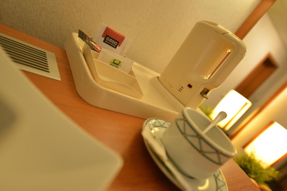 Фото Hotel Karpos