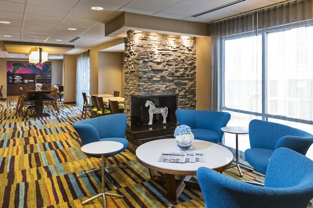 Фото Fairfield Inn & Suites by Marriott Atlanta Buckhead