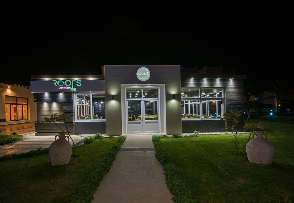 Фото Санрайз Роял Макади Резорт