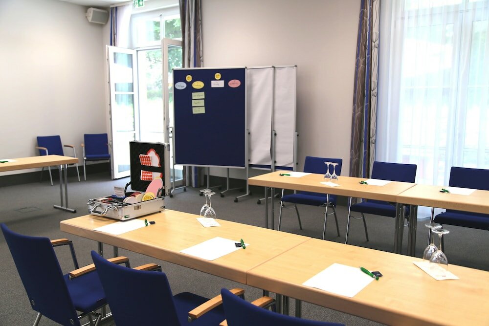 Фото Hotel Alarun