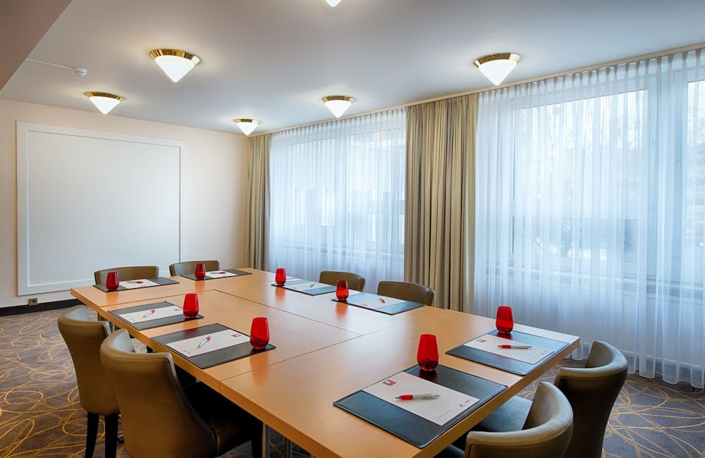 Фото Leonardo Hotel Hamburg City Nord