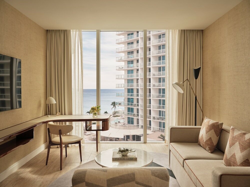 Фото Four Seasons Hotel and Residences Fort Lauderdale