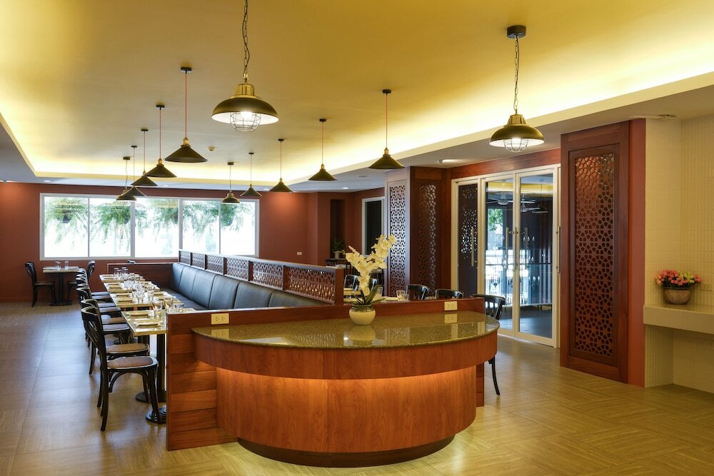 Фото Hisea Huahin Hotel