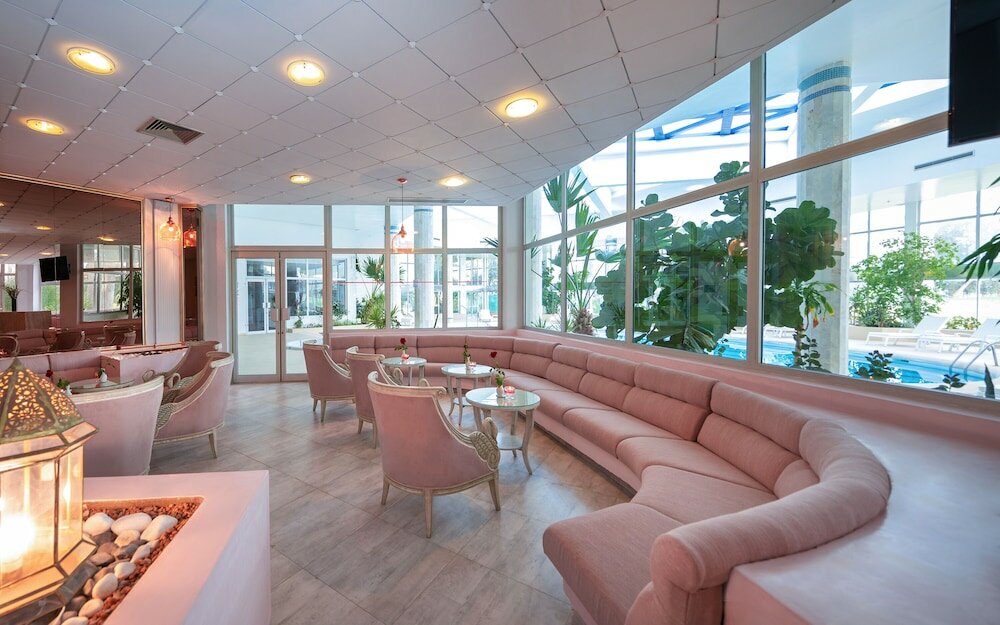 Фото 135145736636