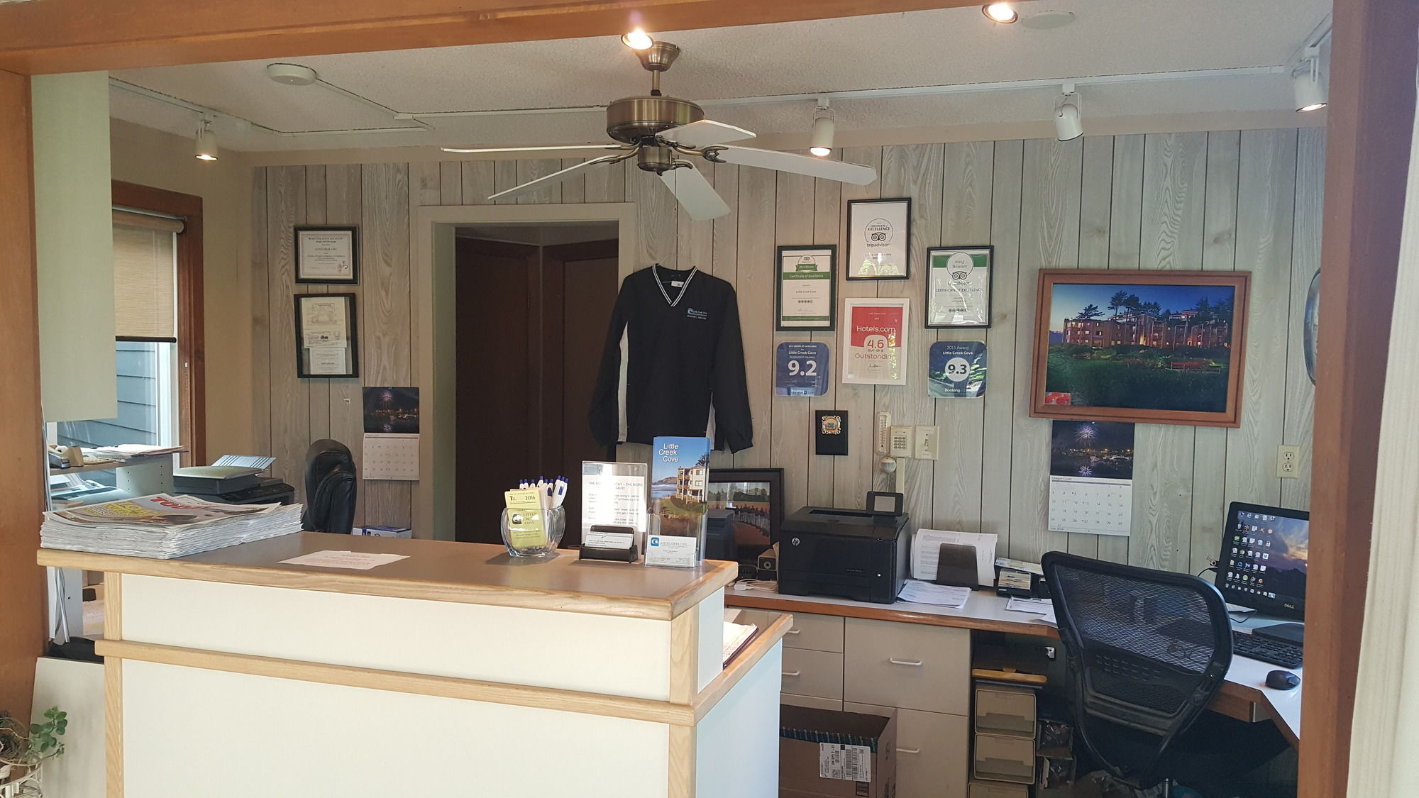 Фото Little Creek Cove Beachfront Resort