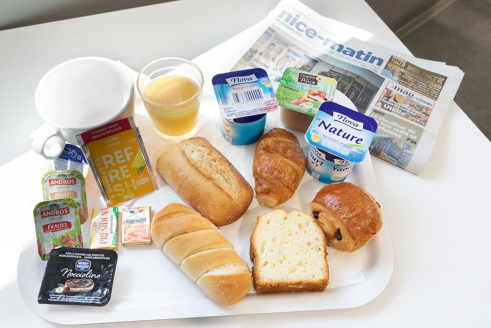 Фото Greet Hotel Nice Aéroport Promenade des Anglais