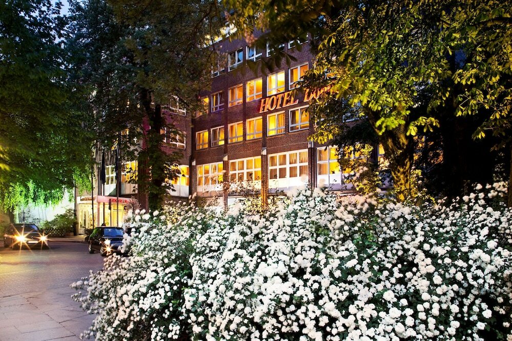 Фото Hotel Domicil Hamburg by Golden Tulip