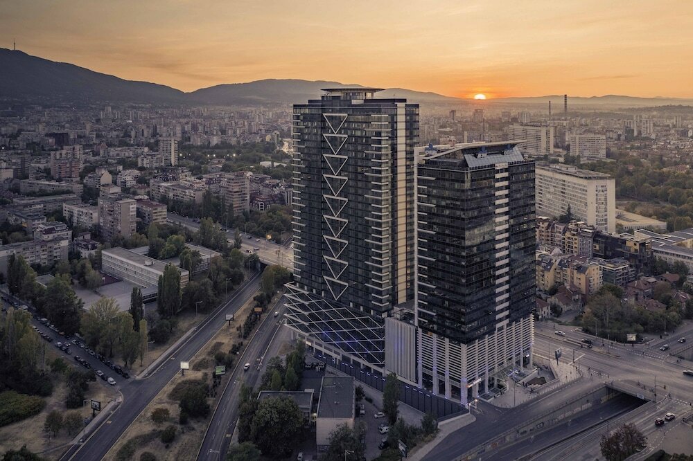 Фото Grand Hotel Millennium Sofia