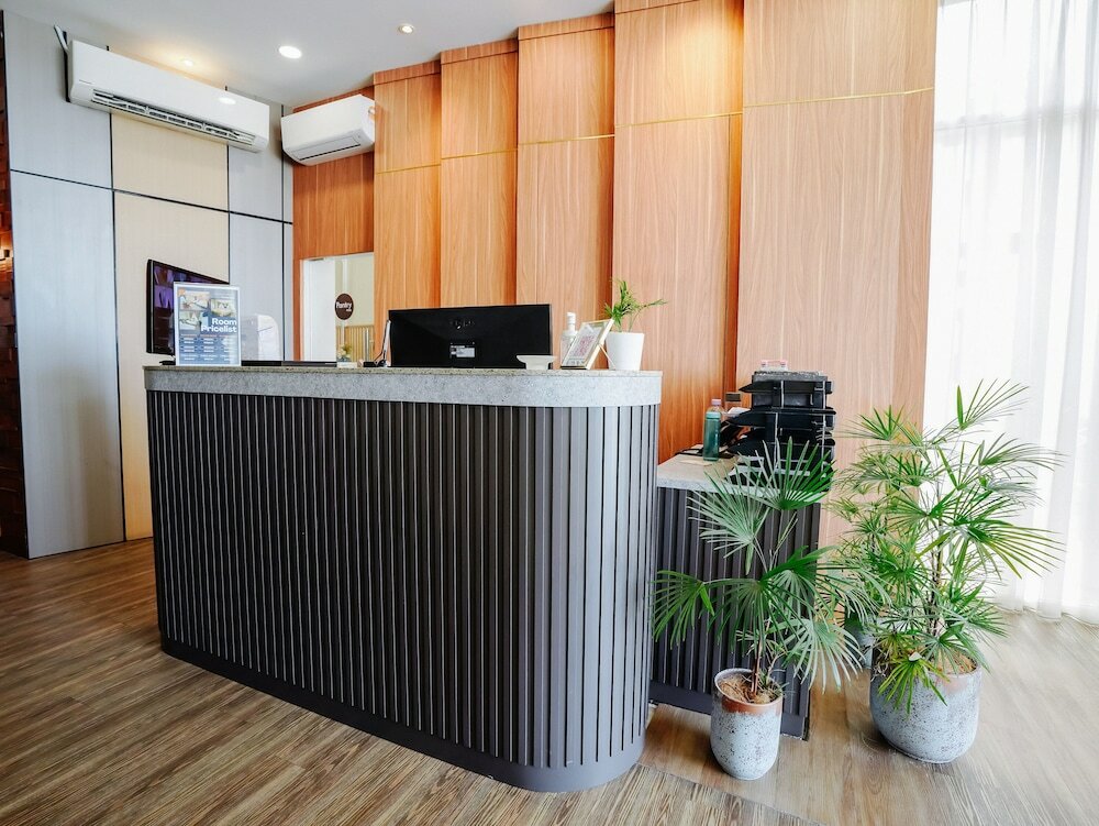 Фото Wang's Hotel Gurney Drive