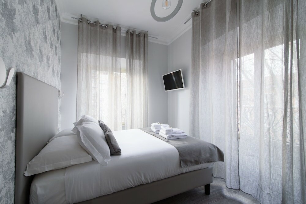 Фото White Caesar Guesthouse