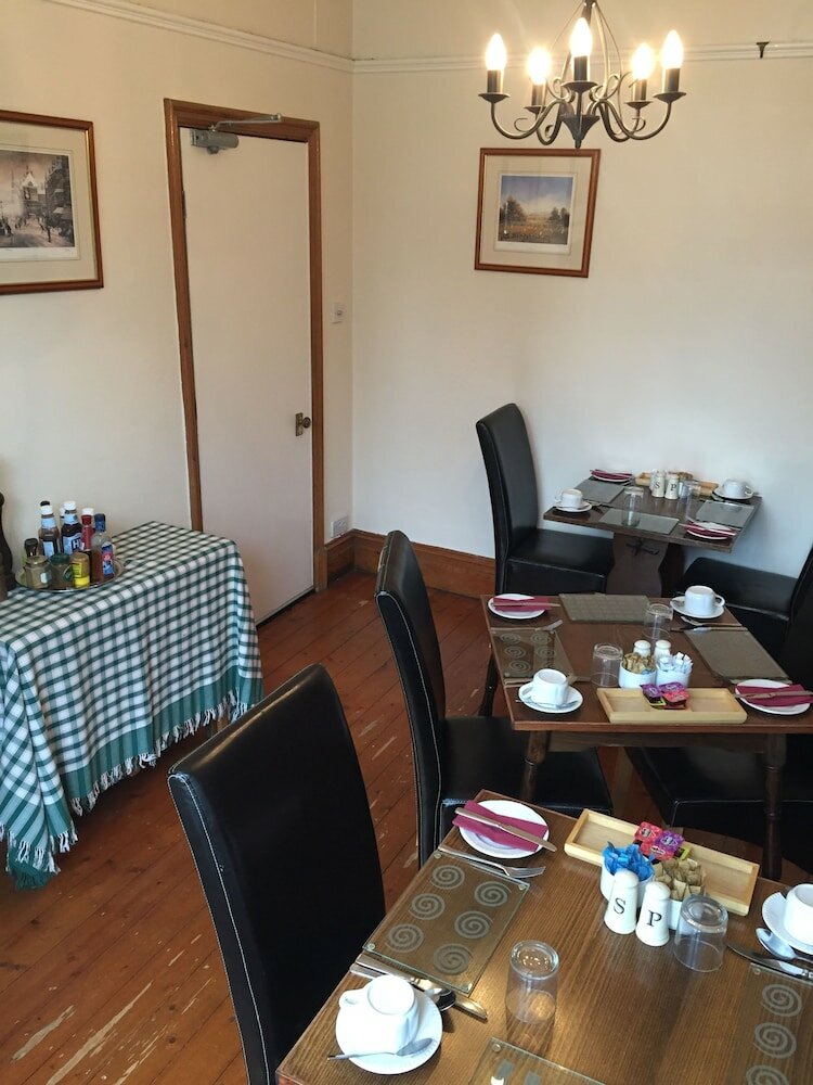 Фото Westbury House