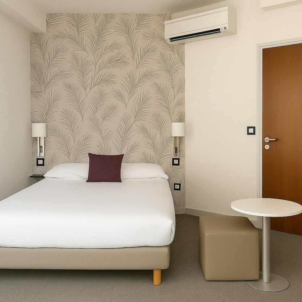 Фото Hotel Albert Elisabeth Gare Sncf