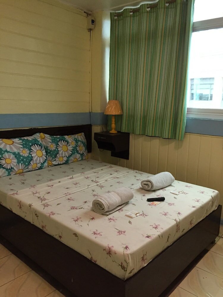 Фото Hayward Travel Inn