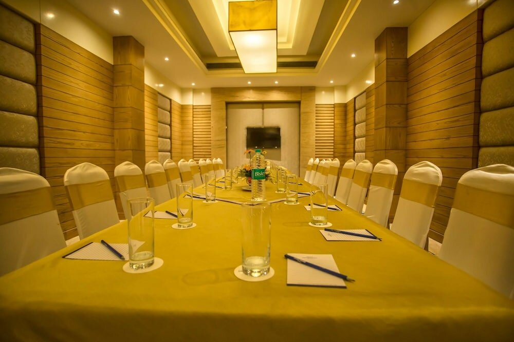 Фото Sarovar Portico Jalandhar