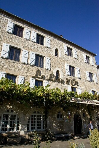 Гостиница Le Lion d'Or в Гурдоне