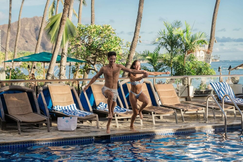 Фото Outrigger Waikiki Beach Resort