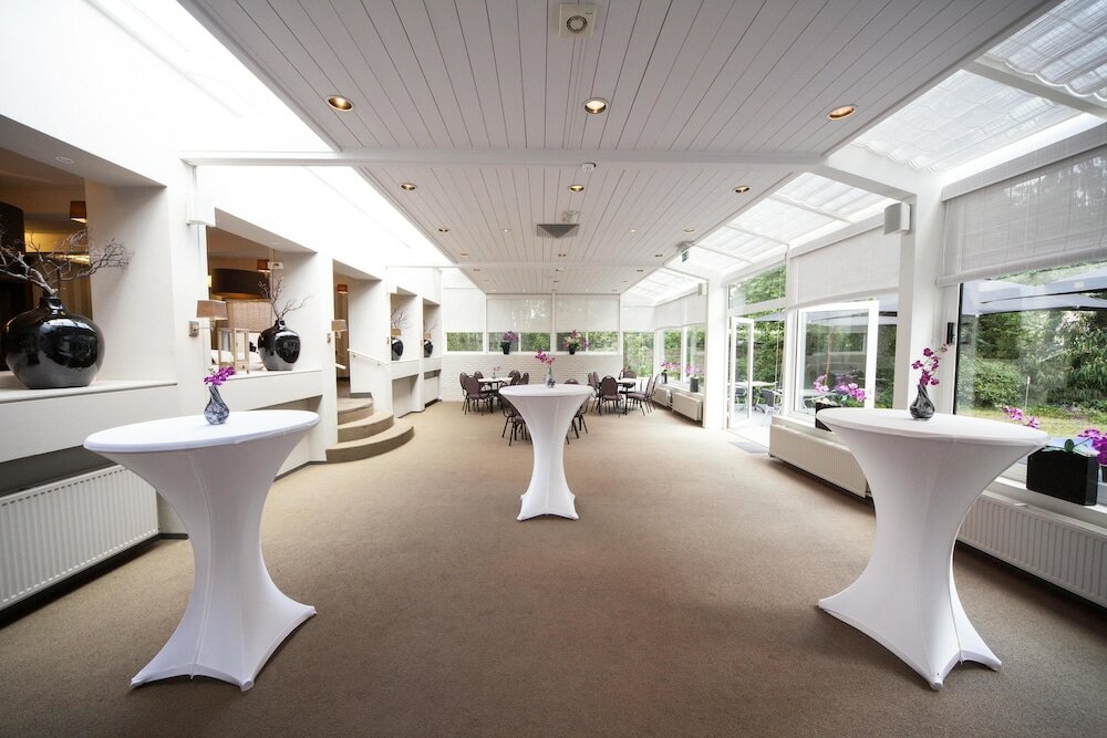 Фото Fletcher Hotel-Restaurant Hellendoorn