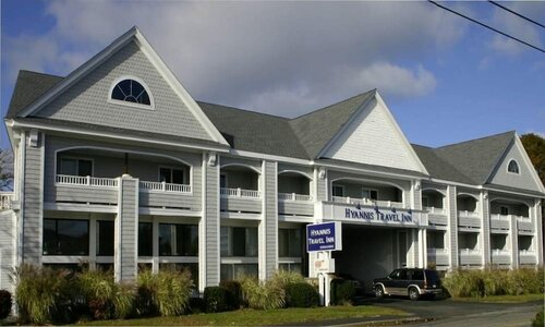 Внешний вид отеля Hyannis Travel Inn в Барнстейбле, фото 1