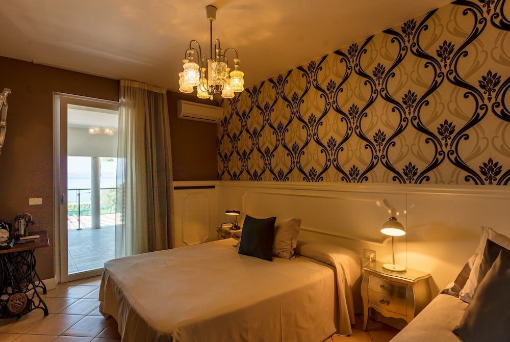 Фото Hotel Maximilian