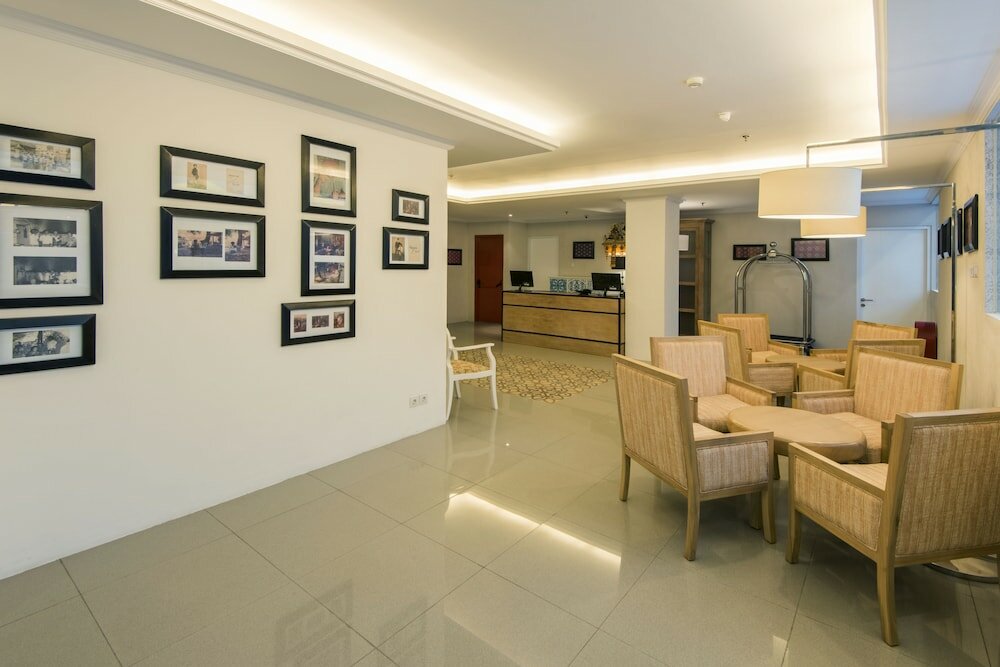 Фото Yan's House Hotel