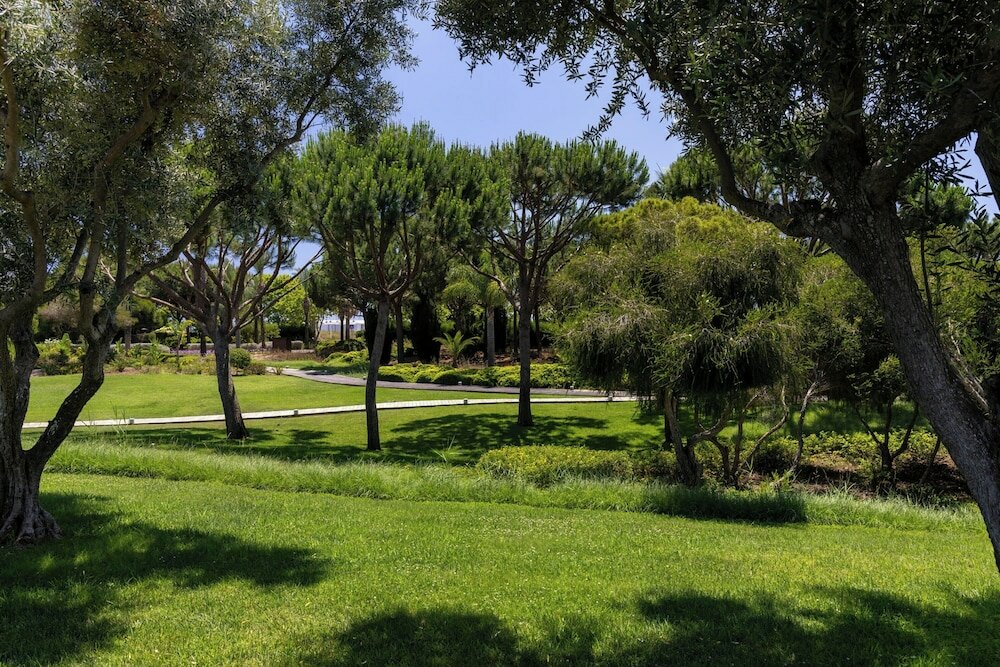 Фото Domes Lake Algarve Autograph Collection