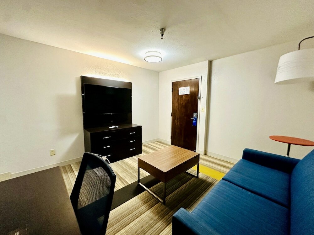 Фото Holiday Inn Express Hotel & Suites Chattanooga-Hixson, an Ihg Hotel