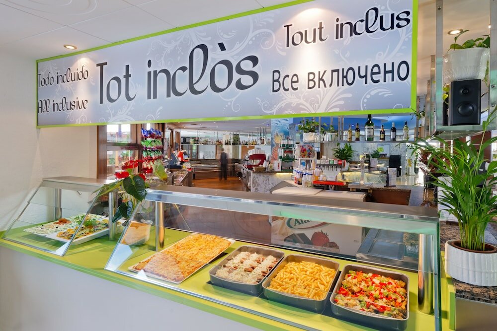 Фото Hotel Ght Oasis Park & SPA