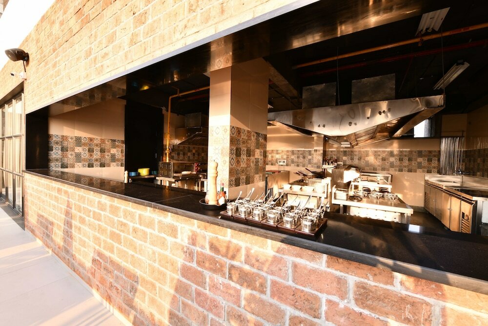 Фото Krishna Palace Hotel Ambernath