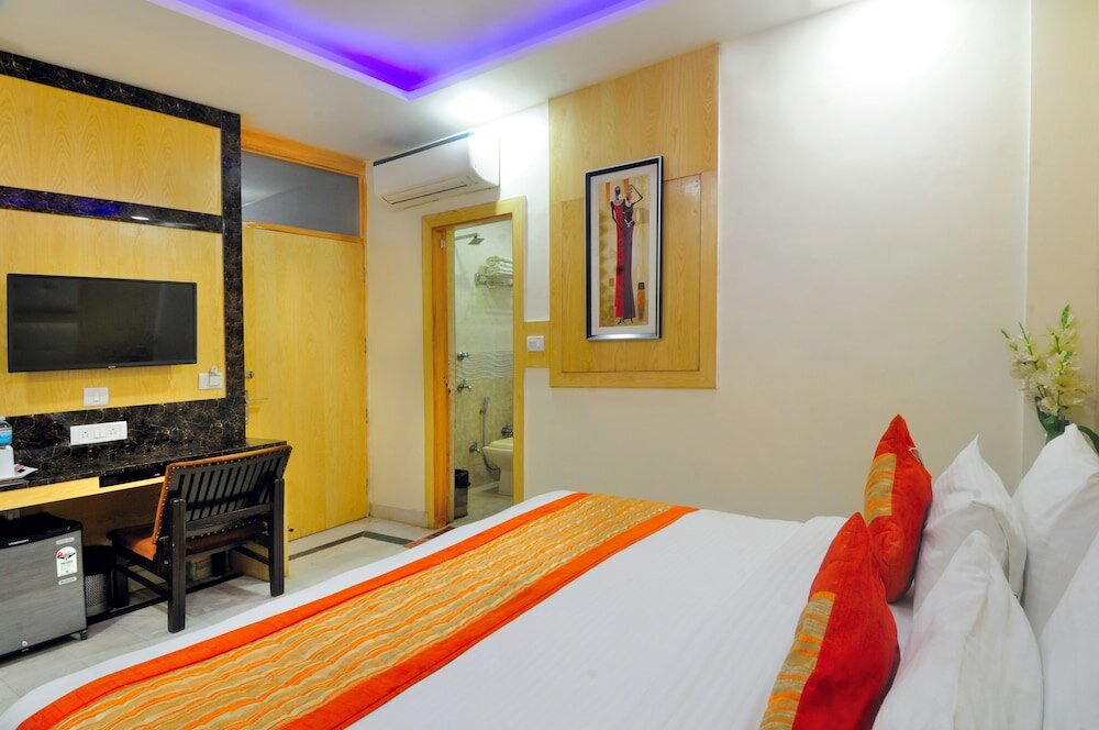 Фото Check In Room Chuna Mandi