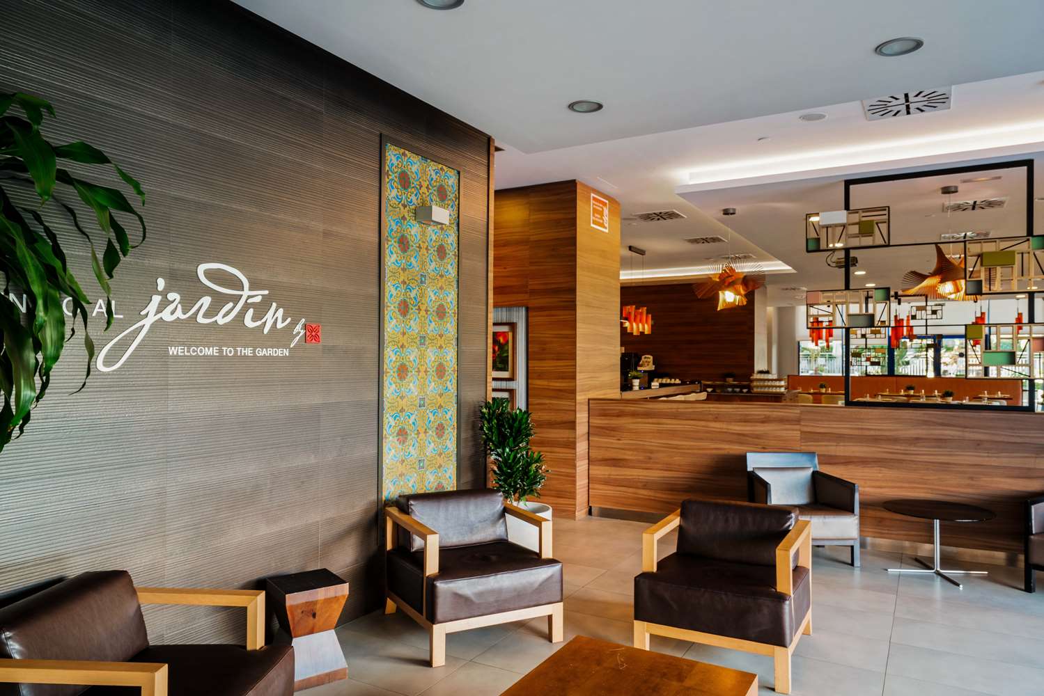 Фото Hilton Garden Inn Sevilla