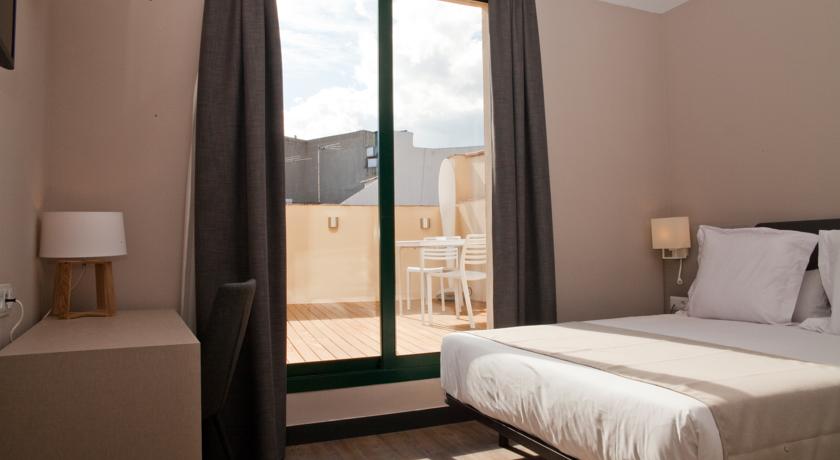 Фото May Ramblas Barcelona