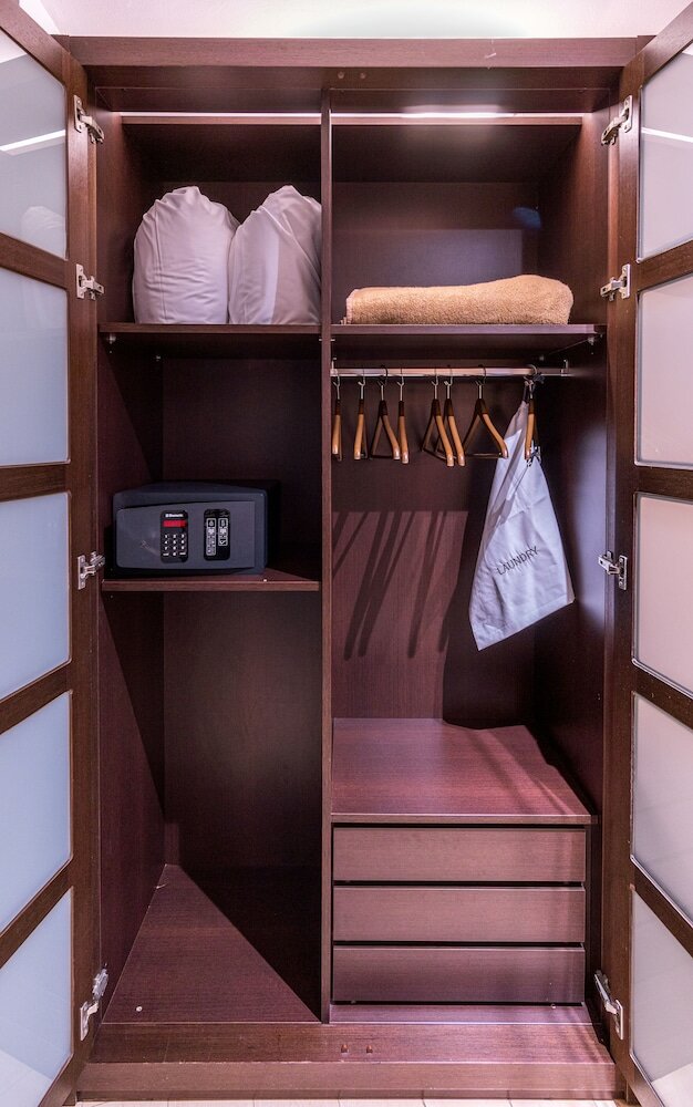 Фото Hotel Madanis