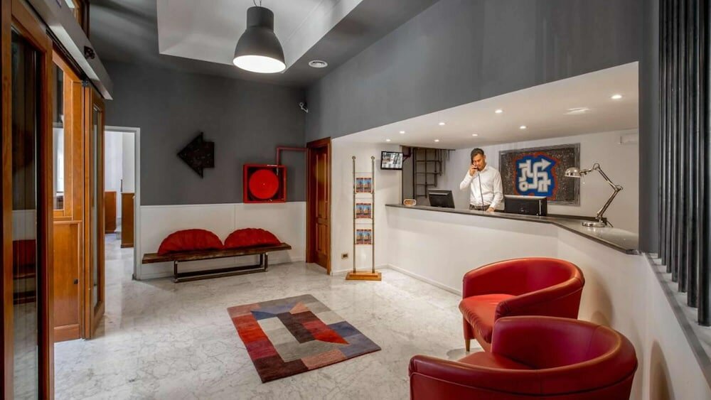 Фото Crossroad Hotel