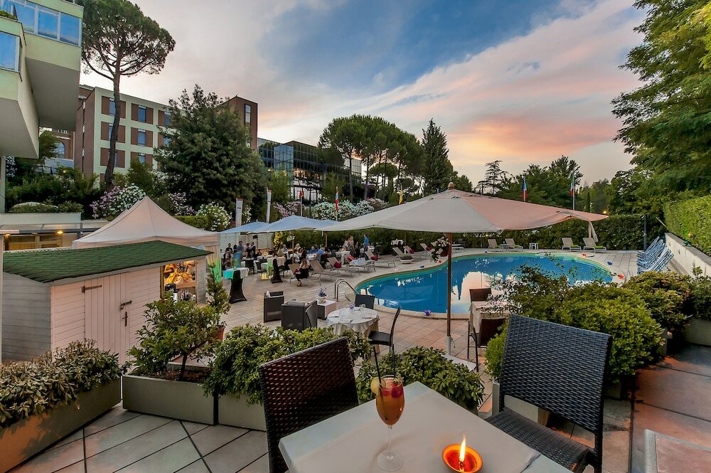 Фото Cardinal Hotel St Peter