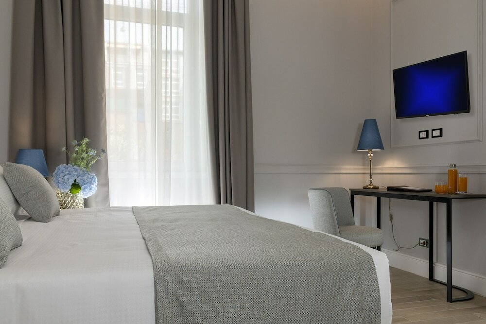 Фото Hotel La Ville